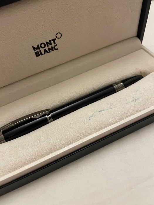 Stilou Montblanc Starwalker Soulmakers, nefolosit, stare perfecta