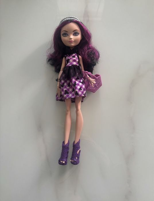 Кукли Ever After High + СТОЙКИ ЗА КУКЛИ