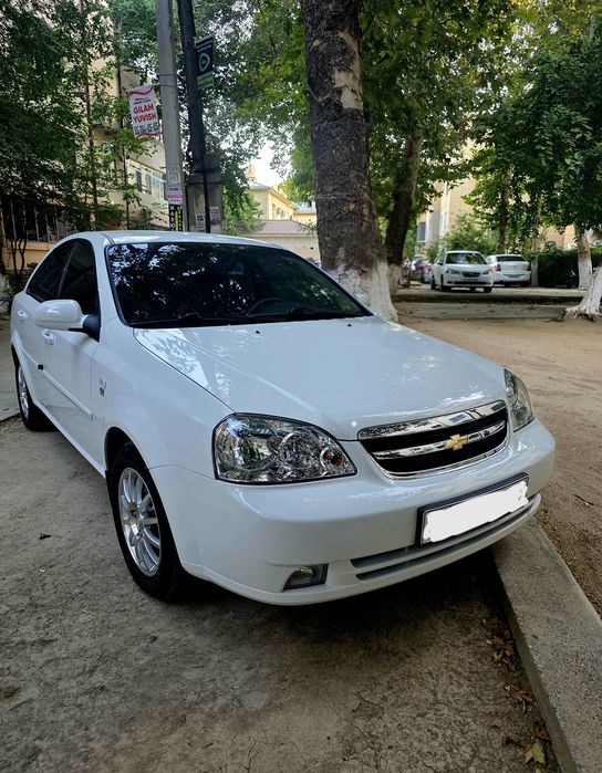 Ласетти 1.8 янги