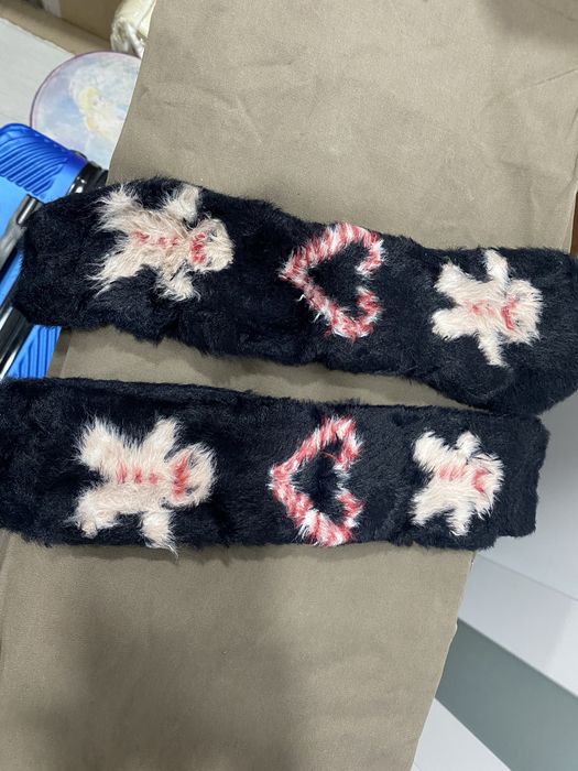 Sosete pufoase si fine cu tematica de craciun