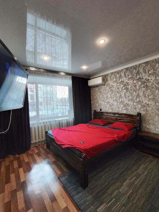 1ая*Всё есть. Не для компаний!