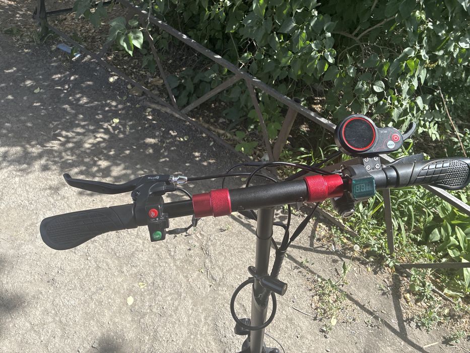 KUGOO M 4 Samokat