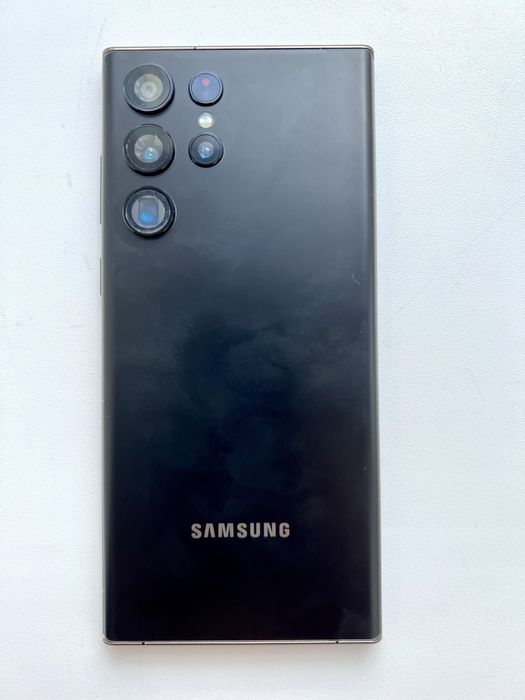 Телефон S22 Stylized