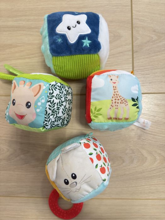 Меки сензорни кубчета Софи