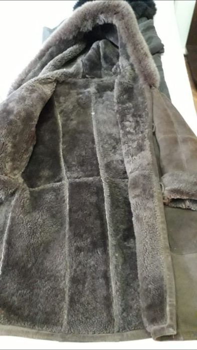 Полудублёнка с капюшоном 80000