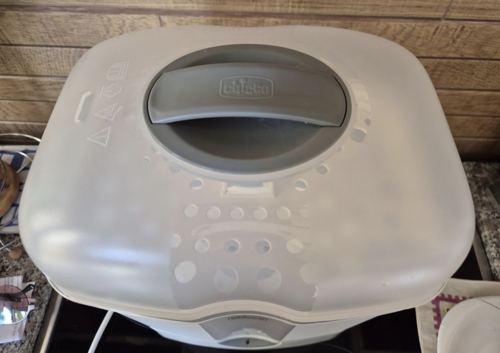 Sterilizator electric 2 in 1 Chicco