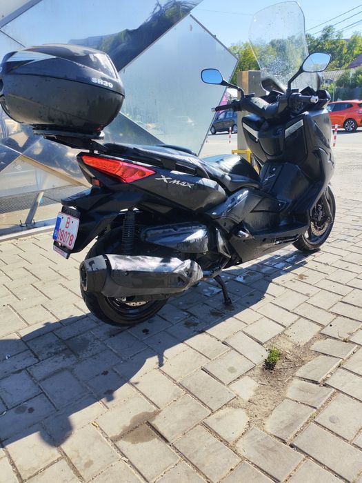 Yamaha X-Max 400cc