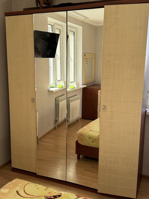 Спальный гарнитур