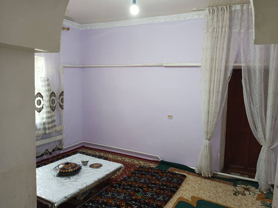 Шымбай районы 4 комнатылы жай сатылады