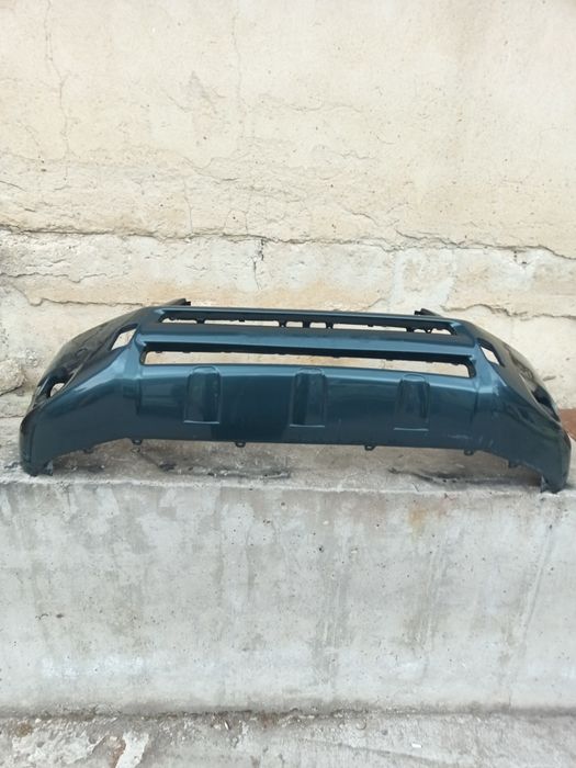 Предна броня за Toyota RAV4 DCAT 2006-2010-употребявана.
