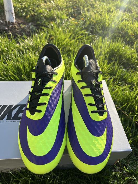 Neymar rare Nike Hypervenom