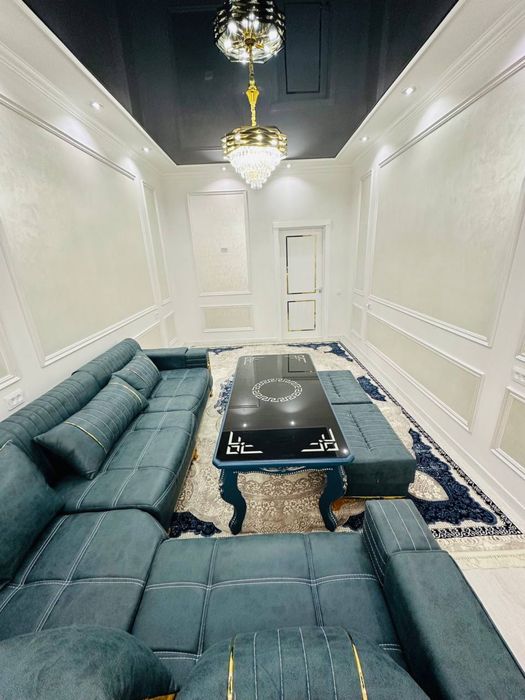 Сдается 3 х комнатная квартира на 4 этаже Крытый рынок 500 $