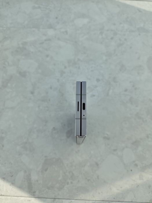 Samsung Z Fold 6 смартфон (Титан)