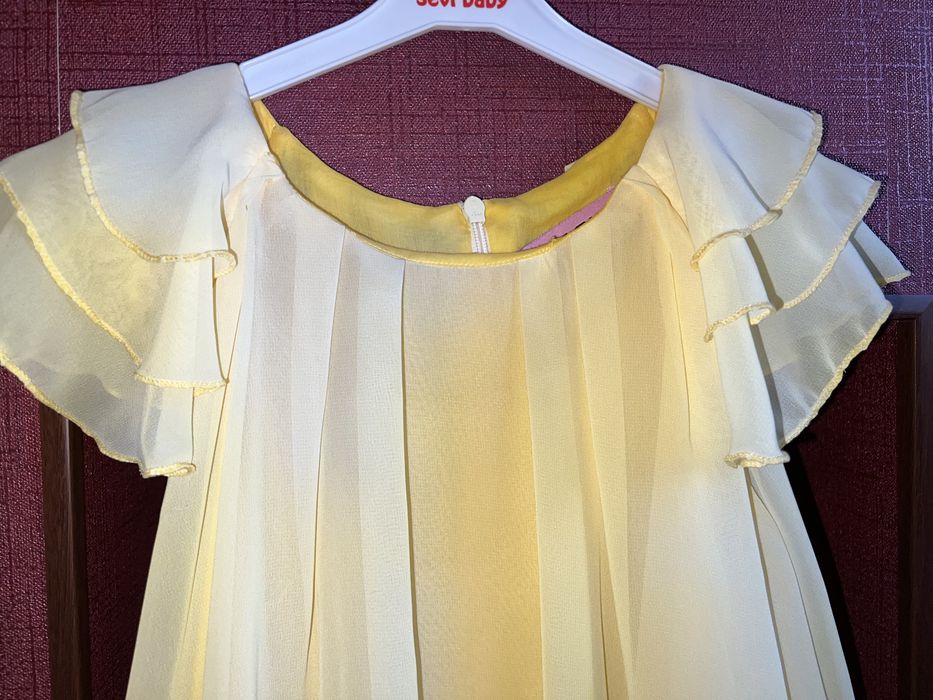 Платье на девочку в ассортименте