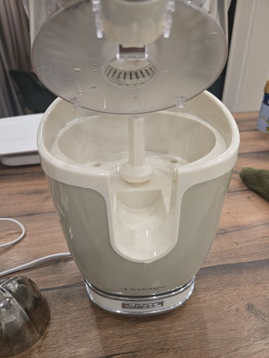 Сокоизтисквачка и цитрус преса Ариете