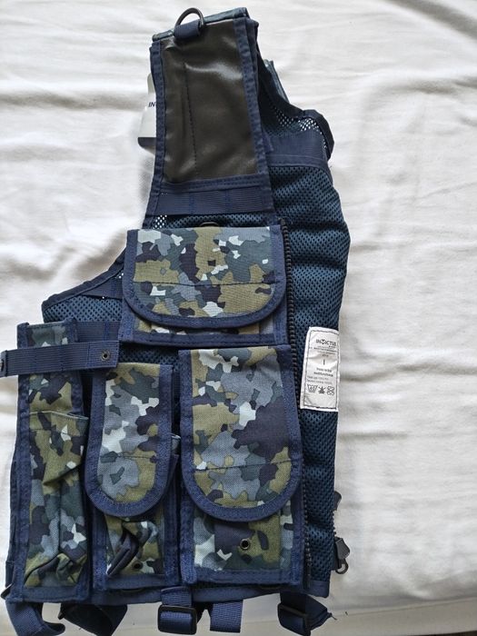 Vând Vestă Tactică Multifuncțional