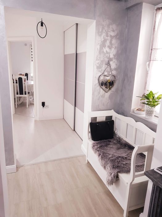 Apartament cu 4 camere