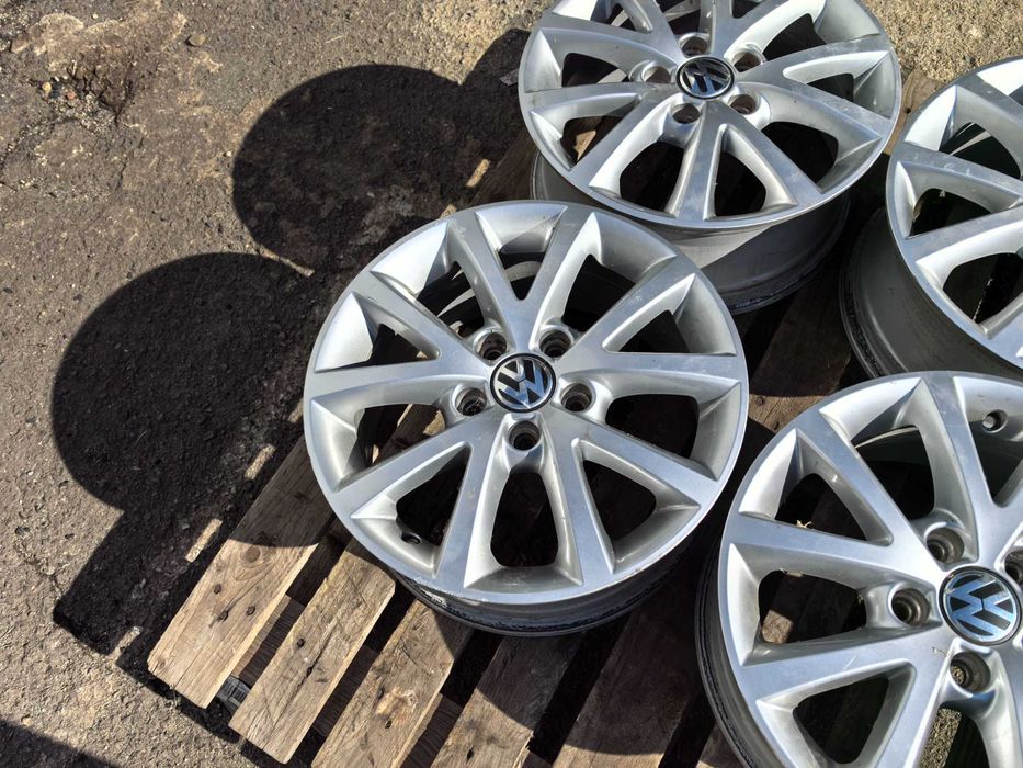 16 цола 5 х 112 мм Фолксваген Голф - 6,5 Инча / ЕТ 50