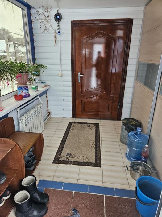 Продам дом с бизнесом в одном дворе