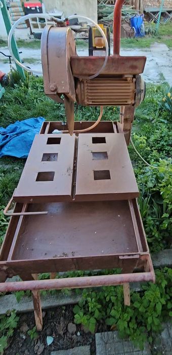 Машина за рязане на тухли и камък - водна под наем  - 15лв.