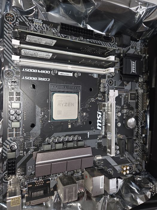 Комплект ryzen 3700X, b450m, 2x8 GB Ddr4 Geil 2400