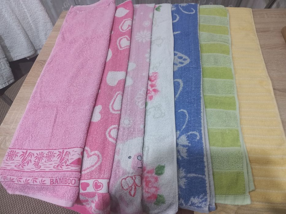 Полотенца,  наволочки