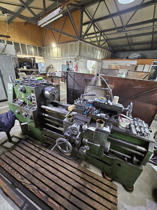 Vând strung bulgăresc