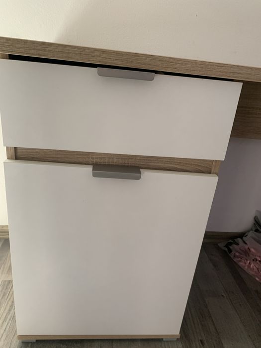 Masă de machiaj / birou compact stejar sonoma – stare impecabilă