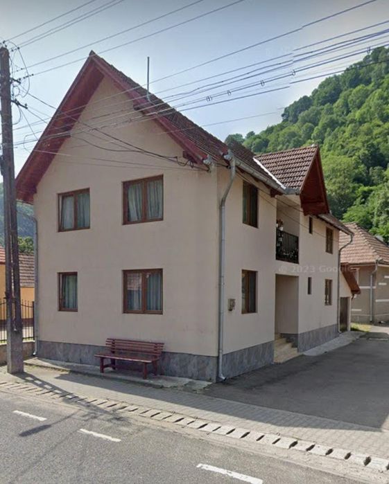 Casă de vânzare în Șugag