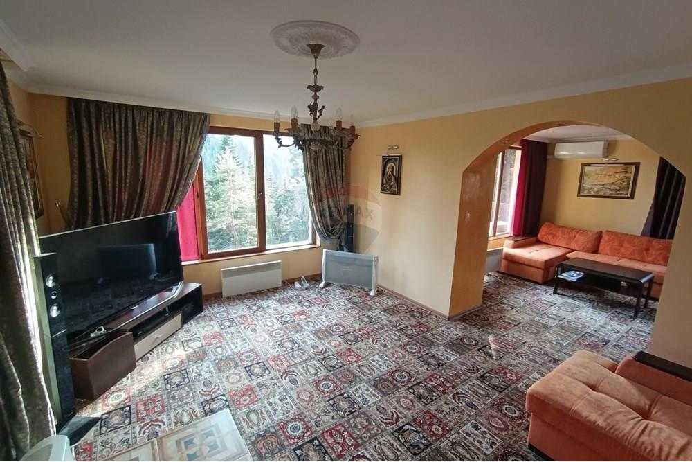 Продава се Тристаен апартамент в к.к. Пампорово - 134 кв.м за 1642 €/кв.м - Снимка #1