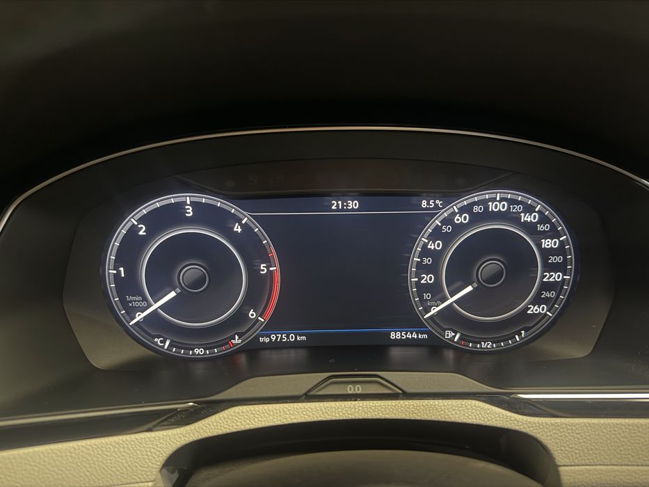 Vand sau schimb VW Passat