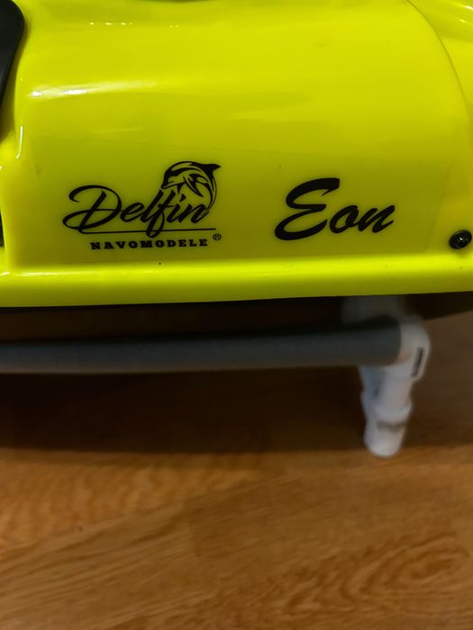 Navomodel Delfin Eon