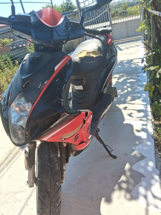 De vânzare scuter de 80cc