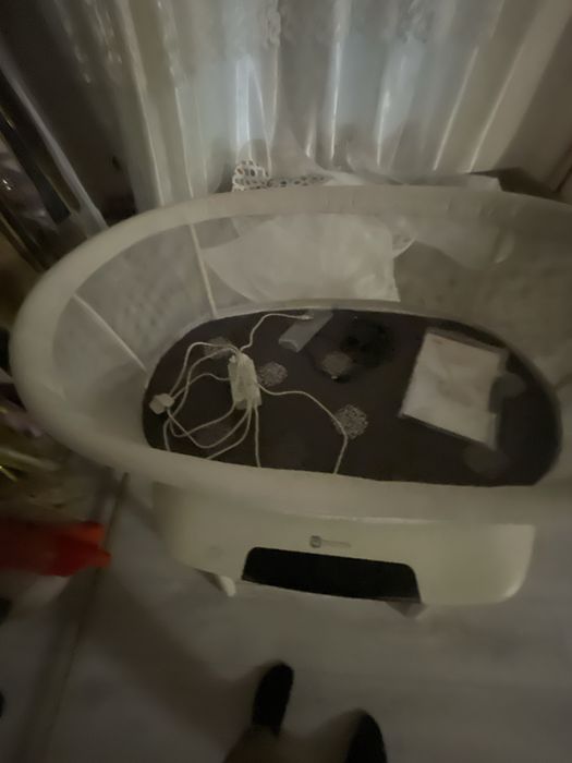 Коляска для детей с музыкой