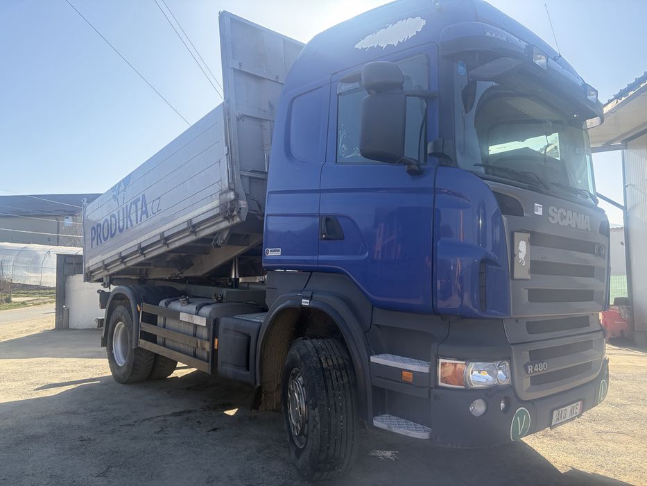 Vand scania basculabila pe 3 parti 4x2