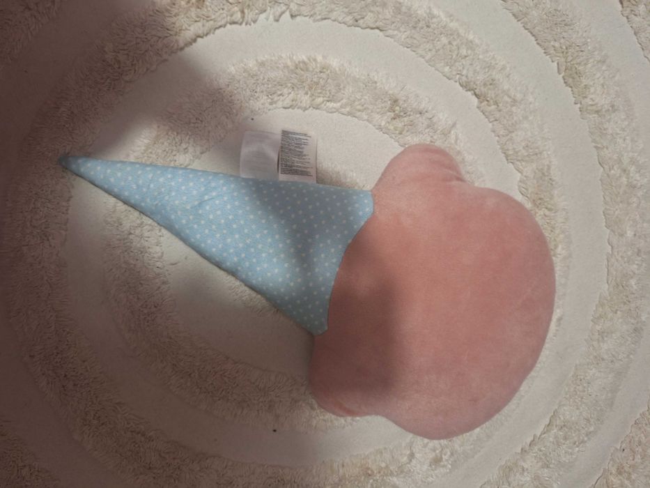 Плюшена играчка, тип възглавничка