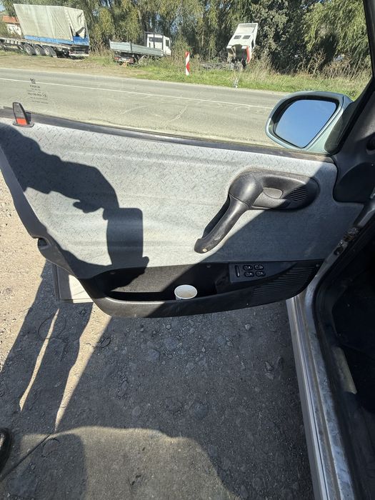 Opel Corsa комби  1.4 16V на части