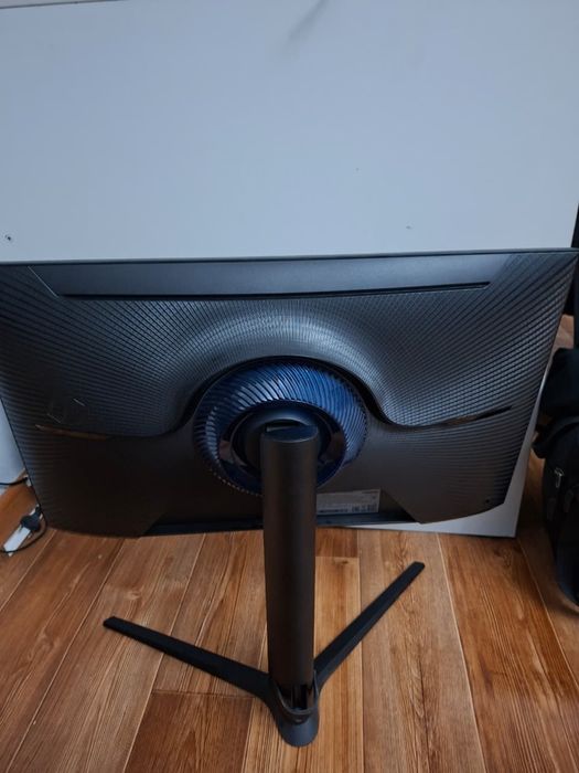 Монитор Samsung odyssey G3