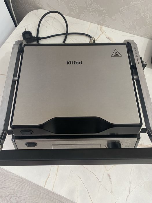 Продам гриль в отличном состоянии