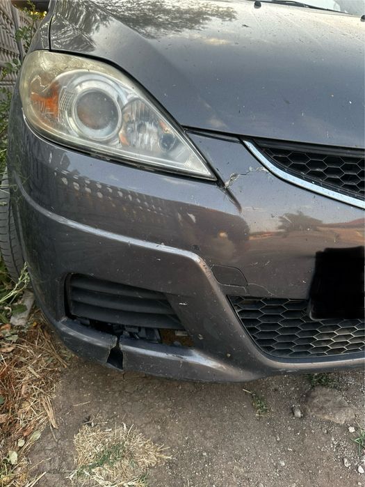 Mazda 5 предна броня на части