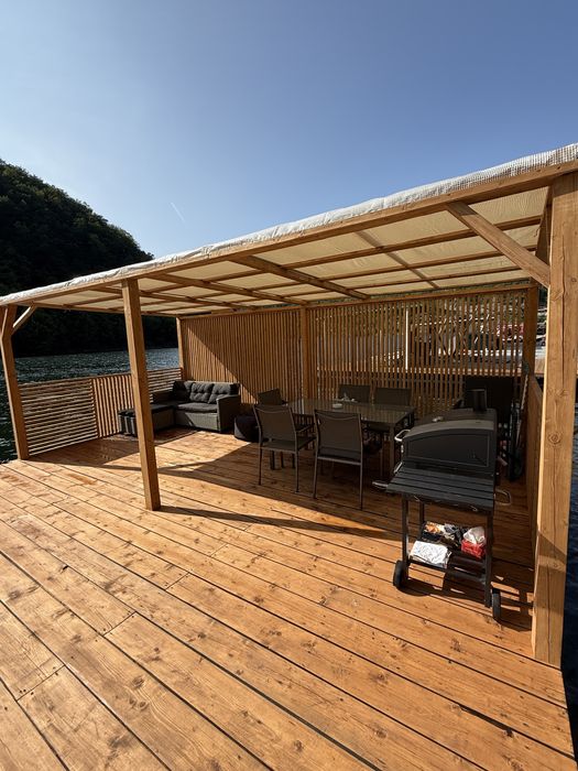 Ponton Zenith Tarnita de inchiriat