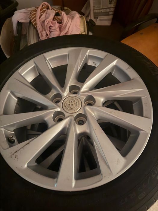 Продам диски с резиной