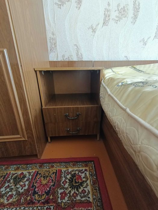 Спальный гарнитур