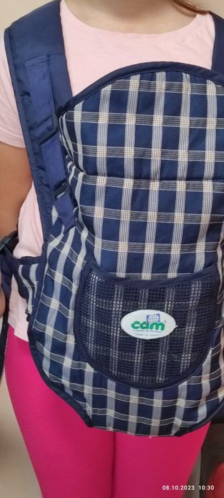 Продавам бебешко кенгуру