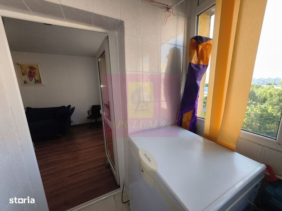 Apartament spațios de 4 camere bl 1982 Berceni etajul 8 bloc anvelopat — fotografia 3