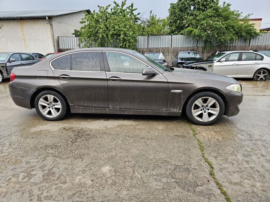 Piese auto BMW f10 530xd non-lci volan stanga
