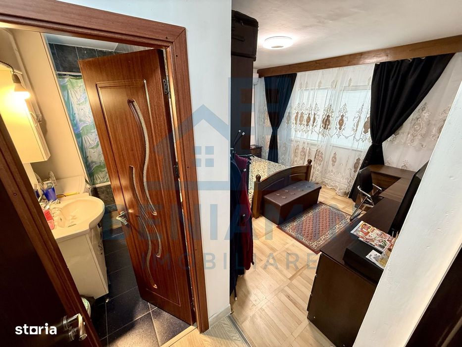 4 camere decomandat 99mp centrala mobilat Craiovita Promenada