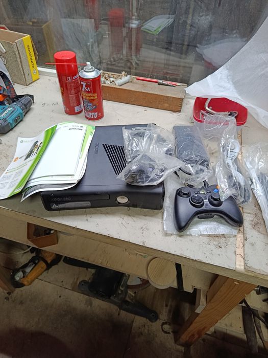 XBOX  360  256gb