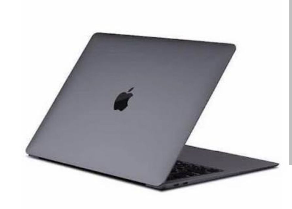 Продам Macbook Air 13 2025