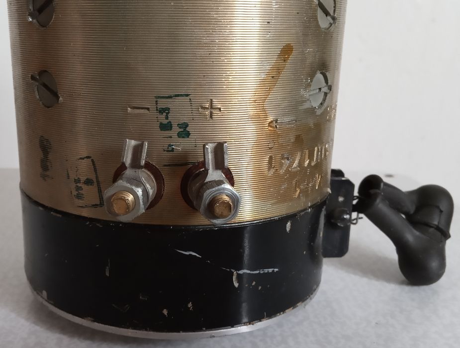 Электродвигатель МН-1